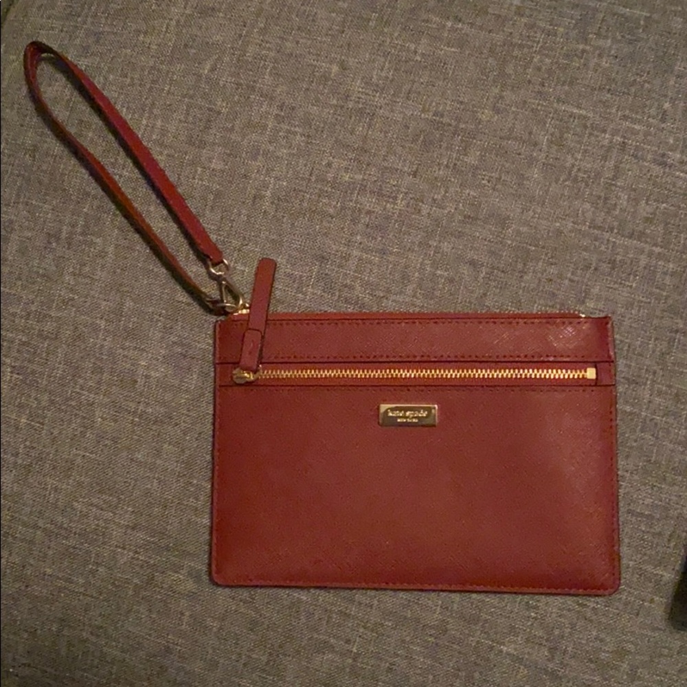 Kate spade garnet wristlet